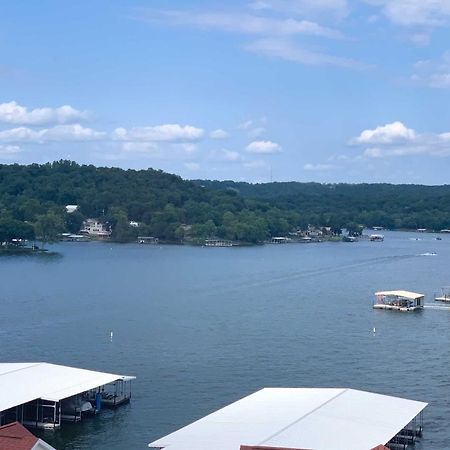 The Lake Escape With Balcony And Pool Access! キャンデントン エクステリア 写真